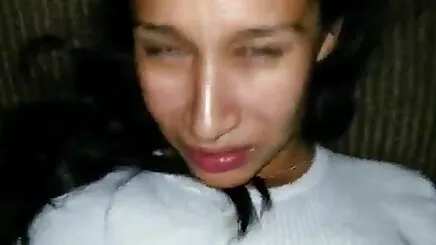 İpeksi uyluk amatör porno konulu Lou çorap ile yaramaz