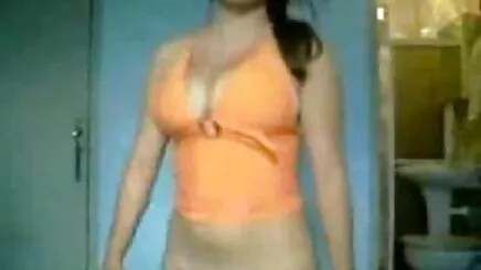 Arabamda uzun boylu, güzel, sarışın şişman türk kadın pornosu koca