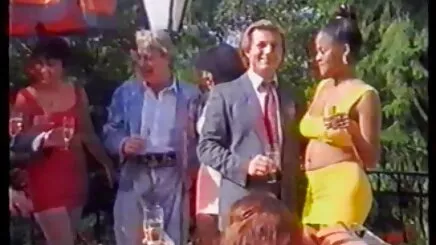 Mastürbasyon yerli sex filmi Redhead oyuncaklar ona sıkı kedi
