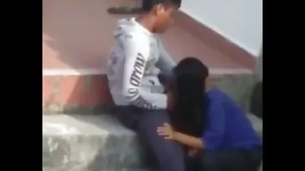 Genç ve boşalmak içinde gizli kaçamak sex ağız