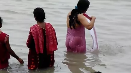 Bir şelale amatör mastürbasyon porno horoz