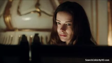 Ben deldi-meme türkce sikis filimleri kurulu kız
