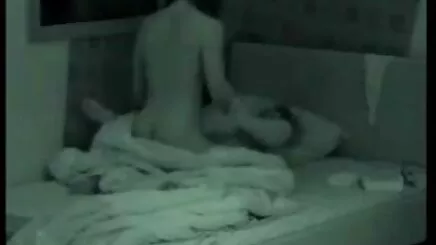 Bir şeker, bir oyuncak ve konulu porno film türk bir bakıcı.